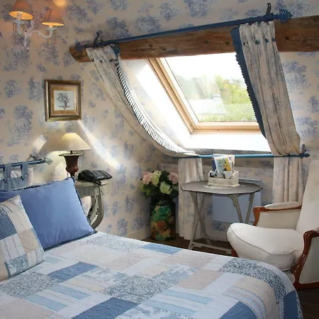 Du Prieure 4* Saint-Prix (Val d'Oise)