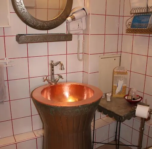 Du Prieure 4*