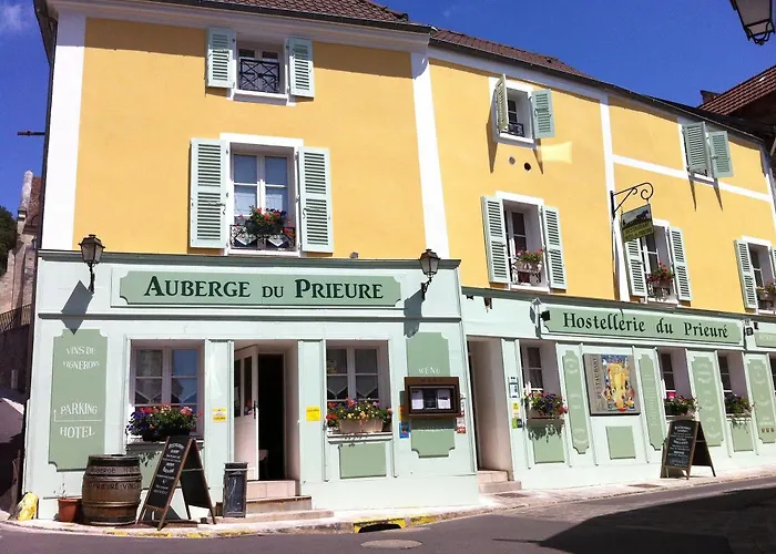 Du Prieure Hotel 4*
