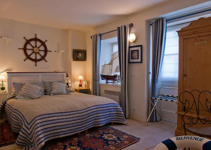 Du Prieure Hotel 4*